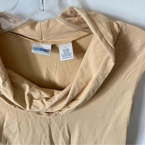 Canyon River Blues Western Beige Scoop Neck Sleeveless Blouse, Large - Picture 2 of 3